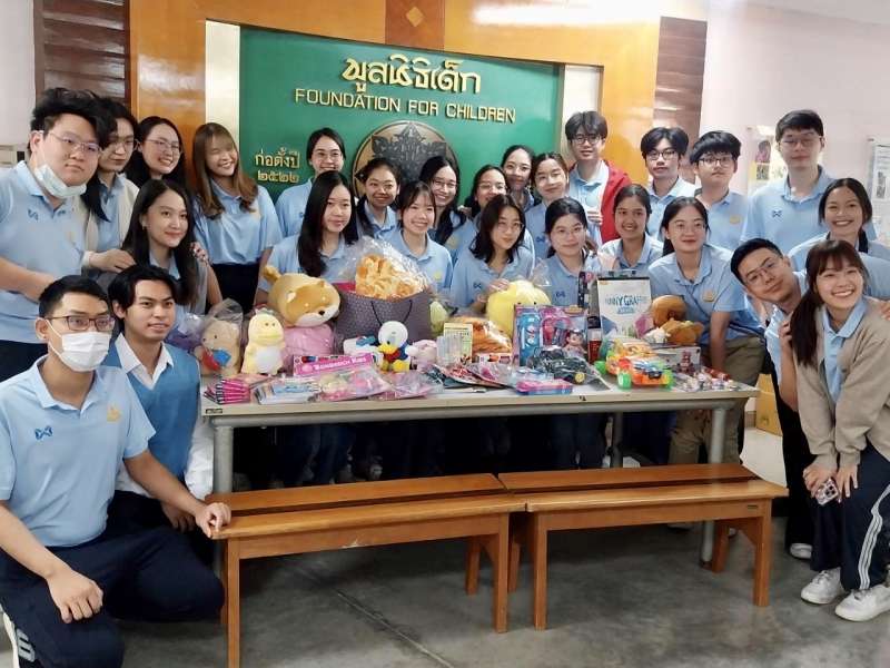 กิจกรรมจิตอาสา โดยนิสิตแพทย์ชั้นปีที่ 5  ณ บ้านทานตะวัน มูลนิธิเด็ก อำเภอสามพราน จังหวัดนครปฐม